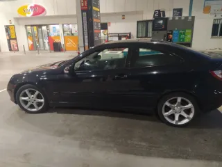 Mercedes-Benz Clase C 2006
