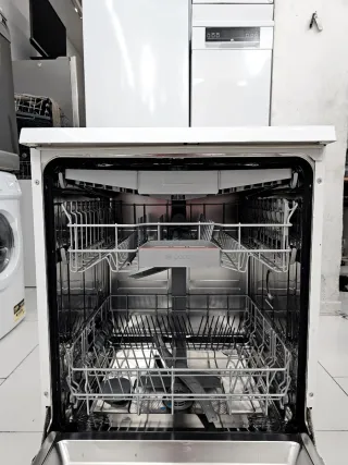 Lavastoviglie Siemens 3 vassoi con garanzia e trasp.