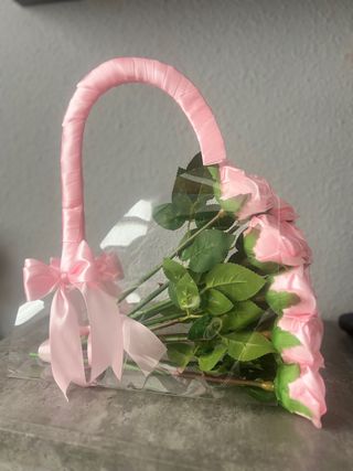 Rosas eternas de satén rosa