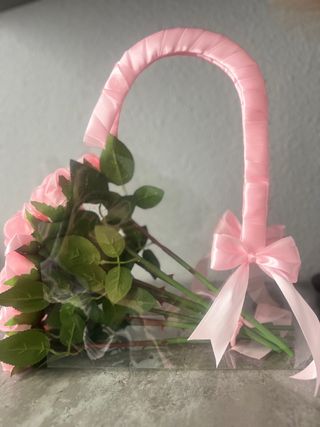 Rosas eternas de satén rosa