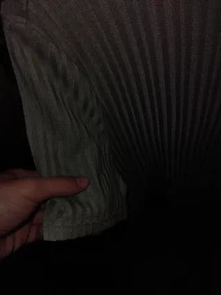 Camiseta verde cuello canalé