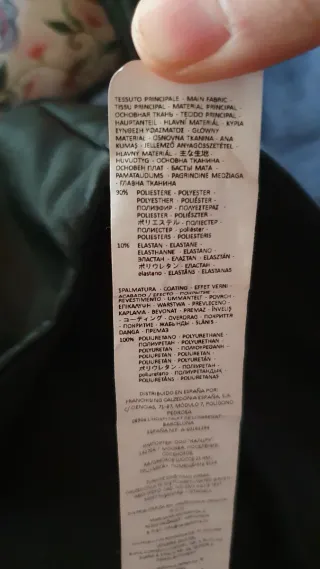 Pantalón efecto piel Calzedonia negro