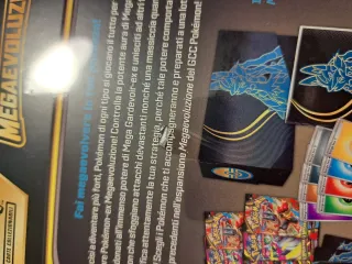 Set Allenatori Megaevoluzione Lucario ETB