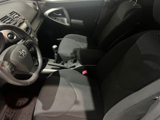 Toyota RAV4 2010
