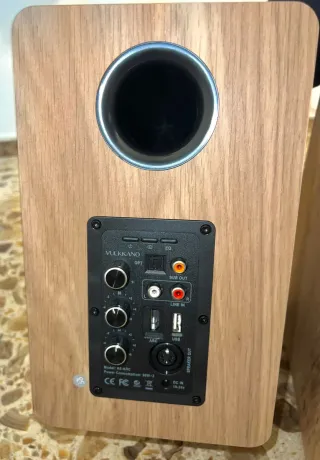 Altavoces VULKKANO A5 ARC Activos Nuevos