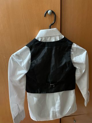 Traje de niño negro y blanco