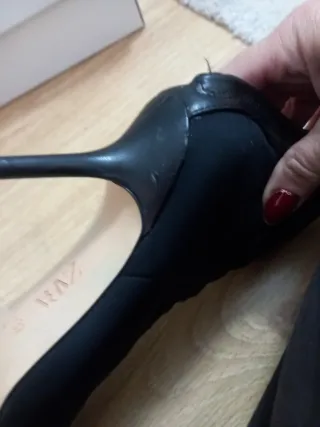 Stivaletti Zara neri con lacci, e dettagli in semi