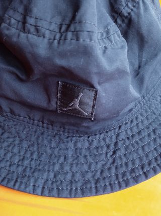 Gorros Jordan negroy Rojo