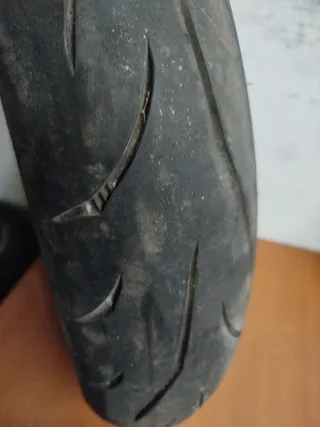 Llantas KTM Duke 125 (2015)