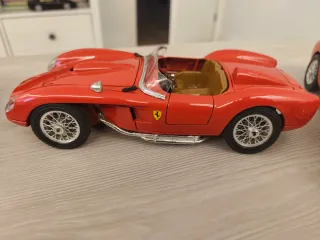 Lote 2 Ferrari 250 Testa Rossa 1957 Bburago 1:18