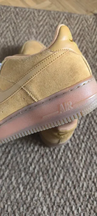 Nike Air Force 1 Marrones Talla 40