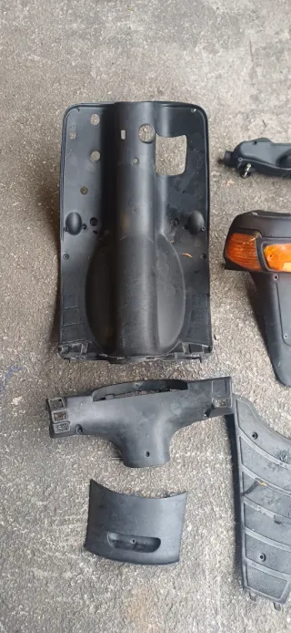 Plásticos Scooter Zip SP