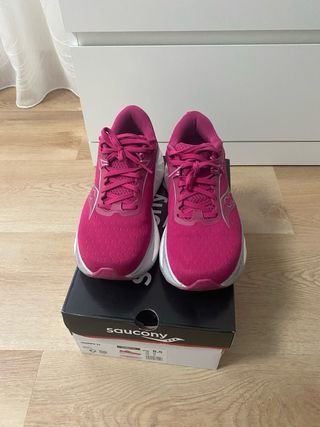 Saucony Triumph 22 Mujer Rosa/Plata Talla 40