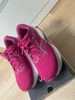 Saucony Triumph 22 Mujer Rosa/Plata Talla 40