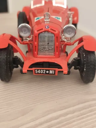 Alfa Romeo 2300 Monza 1934 Bburago 1:18