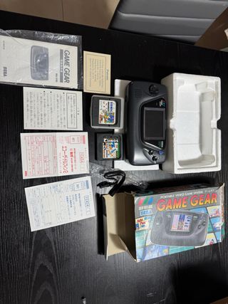 SEGA Game Gear Negra con Juegos