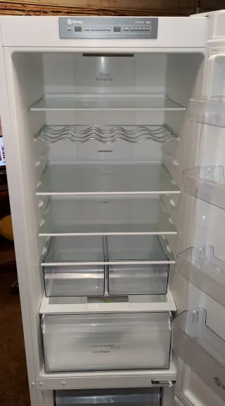 NEVERA BALAY BLANCA. 2A OPORTUNITAT.