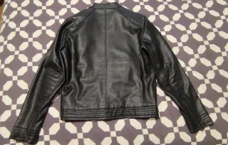 Cazadora polipiel Mango negra