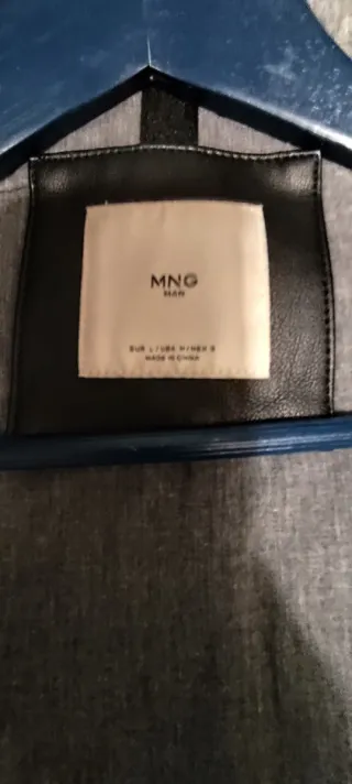 Cazadora polipiel Mango negra