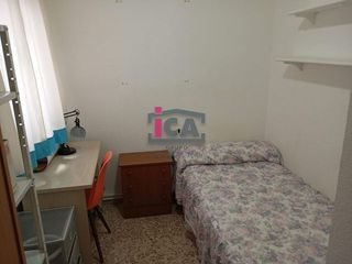 Piso en alquiler en Centro en Cáceres