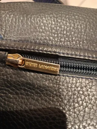 Borsa a tracolla in pelle Didier Lamarthe nera