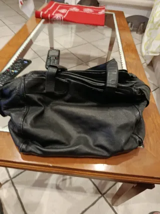 Borsa in pelle nera