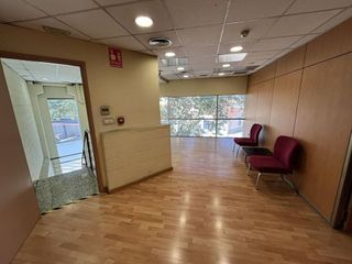 Nave industrial en venta en Gràcia en Sabadell