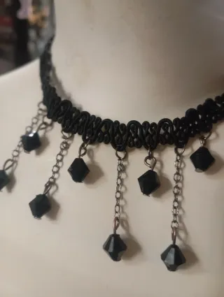 Collana gotica nera in pizzo