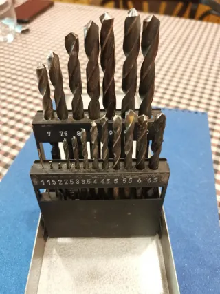 Caja antigua brocas taladro 1-10 mm