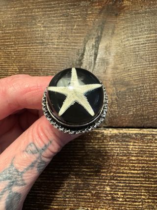 Anello Stella Marina Nera Bianca