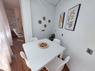 Piso en alquiler en Plaza de Toros - Santa Rita en Almería