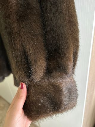 Abrigo de pelo marrón