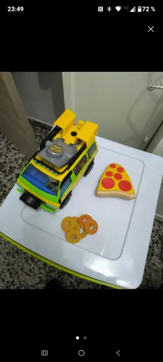 Lote tortugas ninja: Camión y furgoneta.