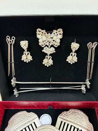 Aderezo y peinetas fallera niña plata