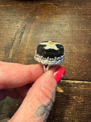 Anello con stella marina