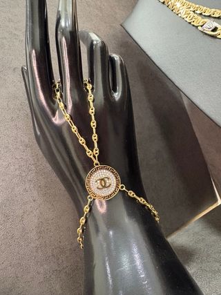 Pulsera manita oro 18k eslabón calabrote