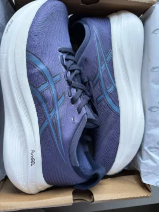 Asics Gel Nimbus 27 Azul/Blanco