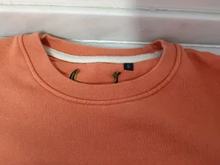 Sudadera La Vaquera Naranja y Blanca
