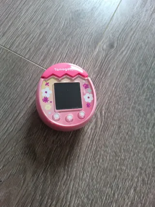 Tamagotchi Rosa Flores