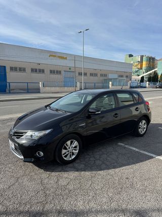 Toyota Auris 2014