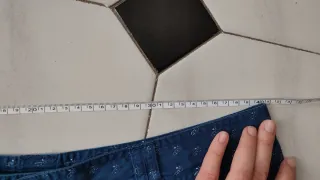 Pantalón palmeras Talla 42, da menos