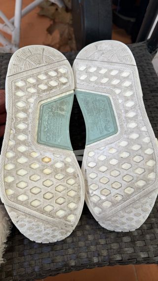 Adidas NMD R1 Beige/Blanco