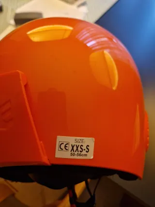 Casco de esquí naranja para niño