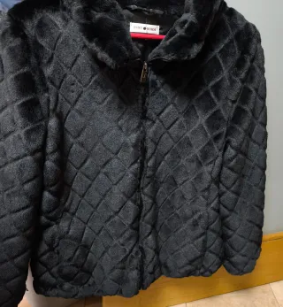 Chaqueta Punto Roma pelo negra