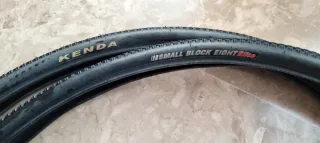 2 x Cubiertas Kenda Small Block Eight Elite 700x32