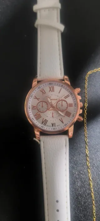 Conjunto de Joyas y Reloj Blanco/Dorado