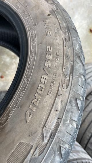 Neumaticos Cooper 235/60/17