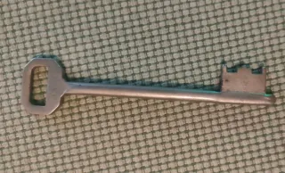 7 antiche chiavi da collezione