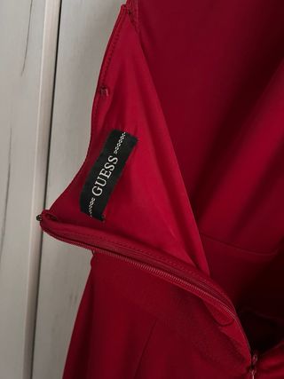 Mono largo Guess rojo