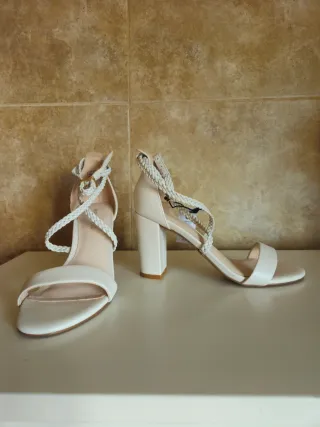 Sandalias de piel Anna Field